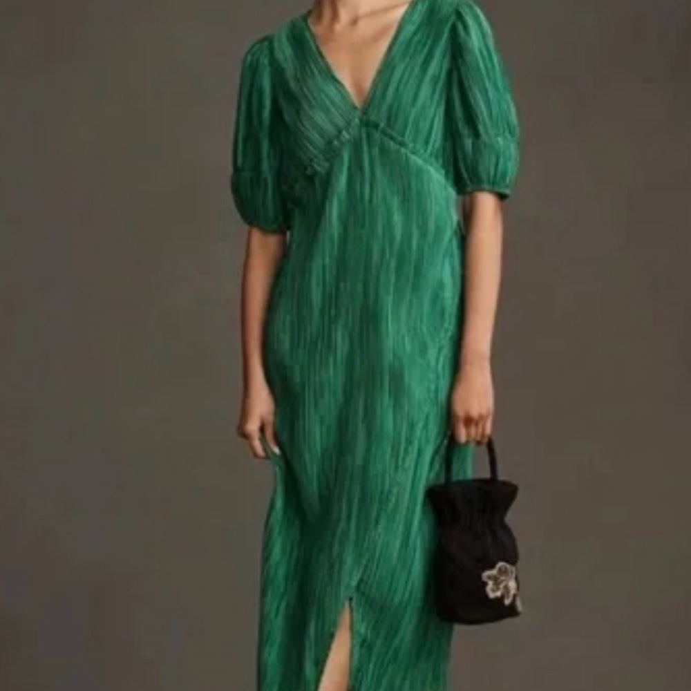 Anthropologie Green V-Neck Pleated Slim Midi Dress.NWT!